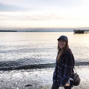 Meet your Posher, Tia